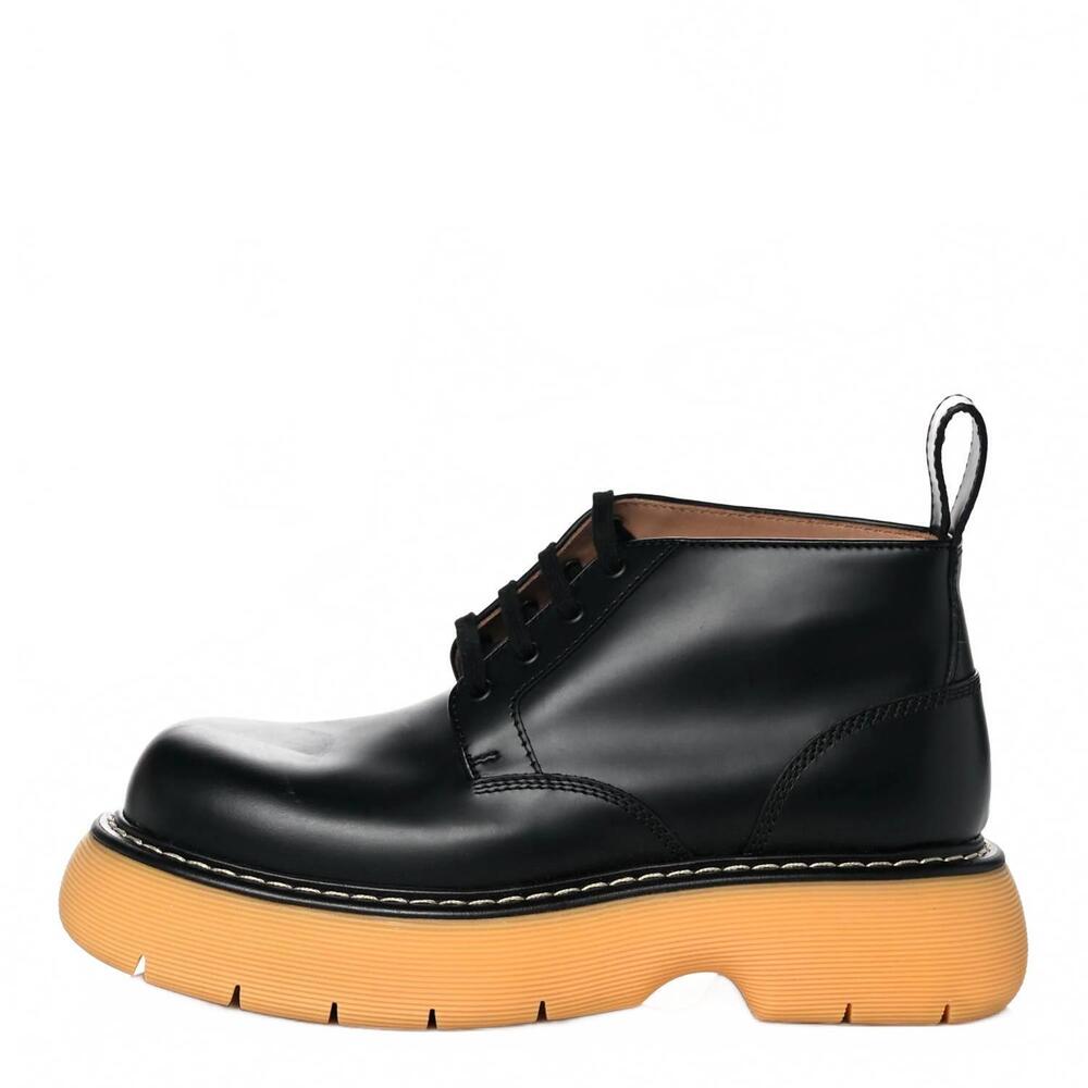 NEW BOTTEGA VENETA men's swell lace up ankle boots in black